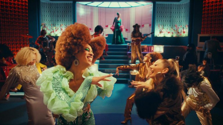 Absolut - Born to Mix and Pride 10