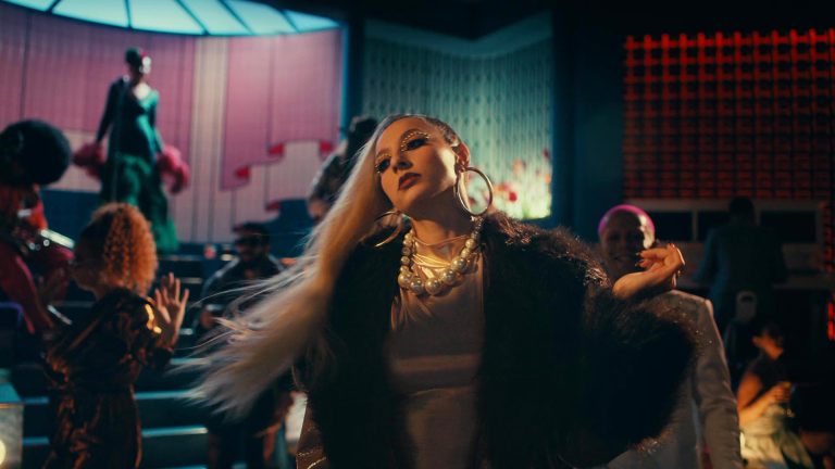 Absolut - Born to Mix and Pride 8