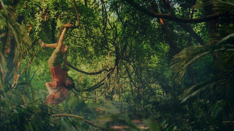 Booking - Travel - Commercial Campaign Still 9